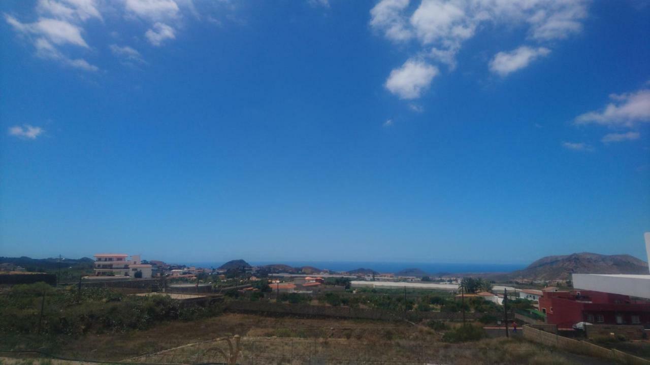 Villa Albe, Jacuzzi Con Vistas Al Mar Arona  Exteriör bild