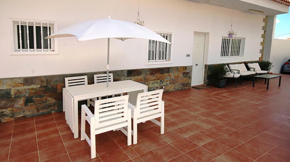 Villa Albe, Jacuzzi Con Vistas Al Mar Arona  Exteriör bild