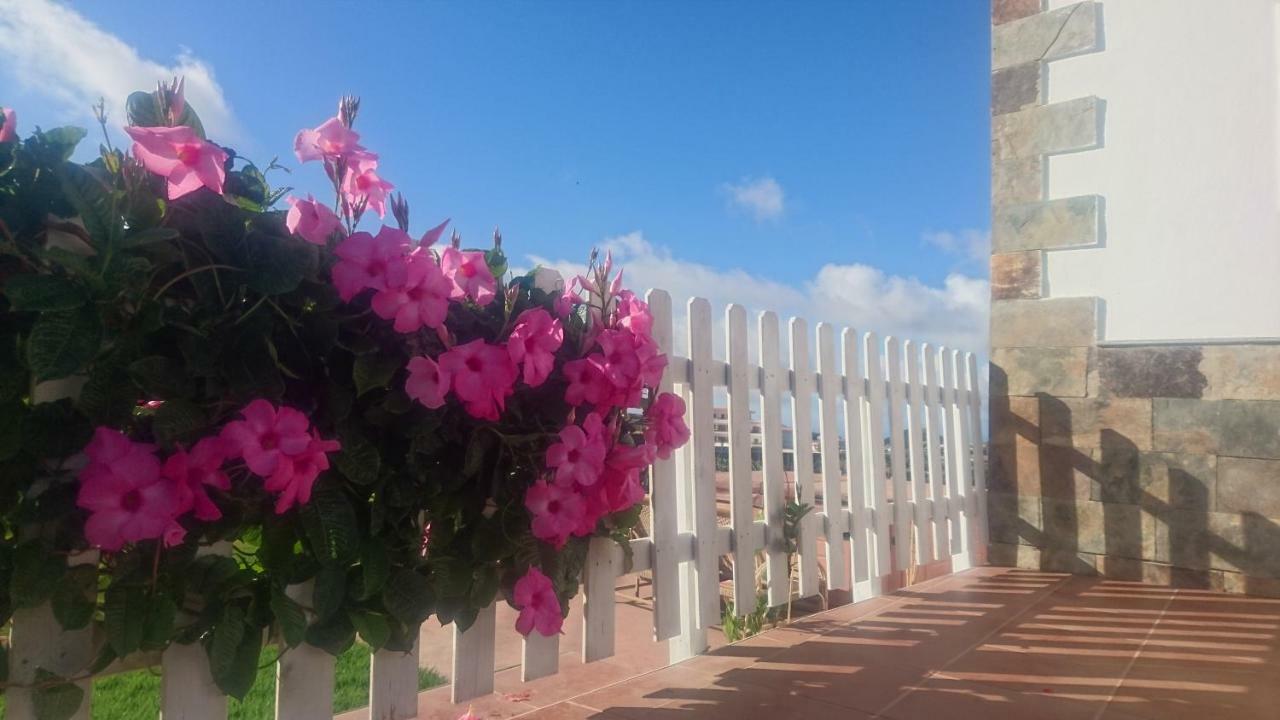 Villa Albe, Jacuzzi Con Vistas Al Mar Arona  Exteriör bild
